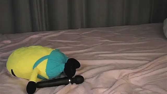 LeanaMolski live cam
