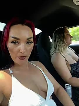 MeganFoxiyyy live cam