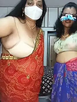 Kannada-telugu-wifes live cam on Stripchat