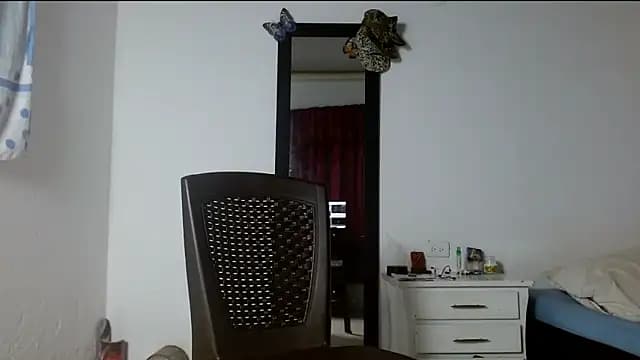 lonelydick2002 live cam