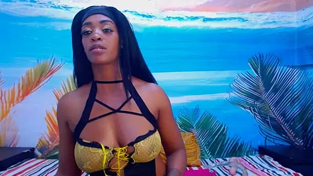 SweetSinAura live cam