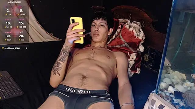 Godly_huan live cam