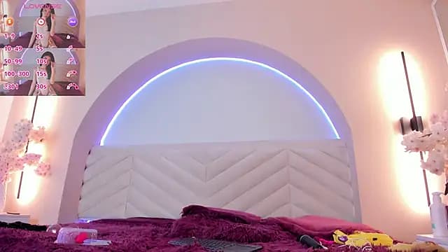 Isabella_Crofts live cam