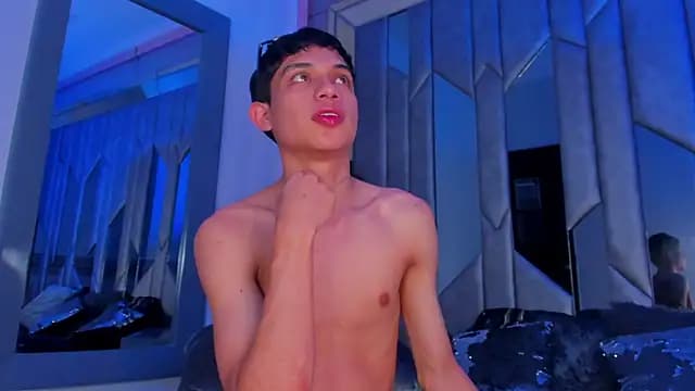 Sebax_Young live cam