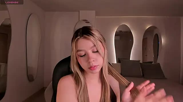 TiffannySins live cam