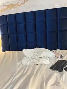 EmmaJhoons live cam