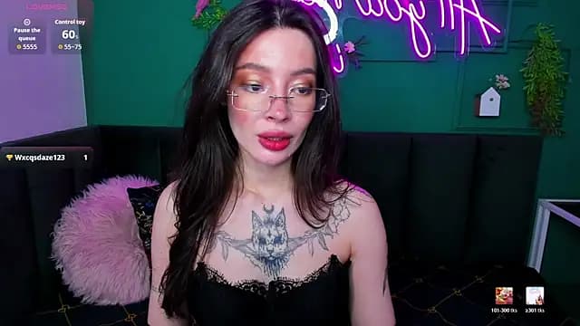 IvyDainty live cam