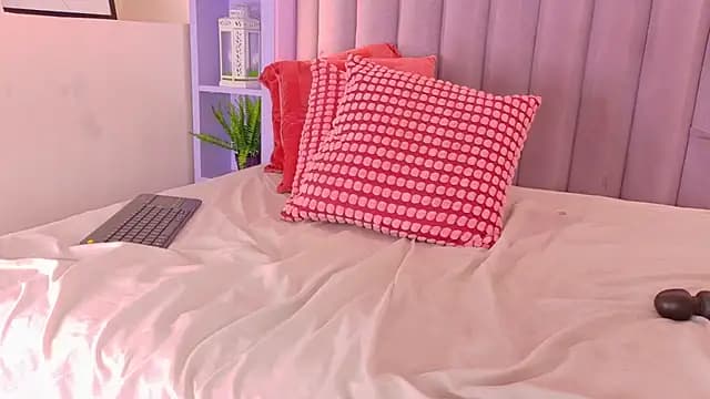 Meganlove__ live cam