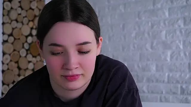 LowOncoming live cam