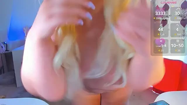 VanessaHayees live cam