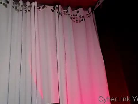 taylaxuxu live cam