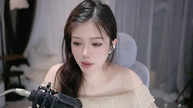 Cecily2 live cam