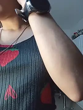 Dama_Scarlata18 live cam