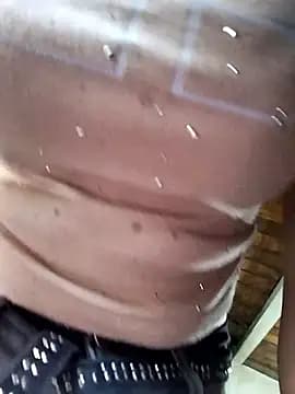 gugu0022 live cam