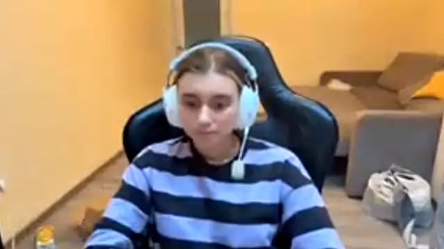 LueIvins live cam