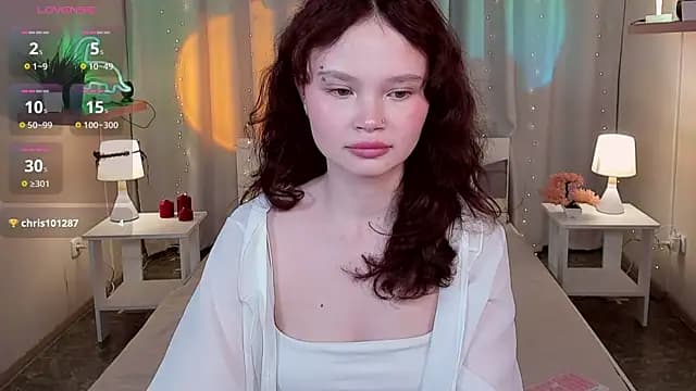 EmilyChaves live cam