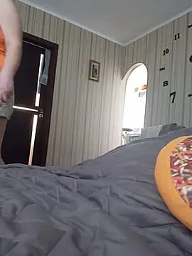 BustyBlond live cam