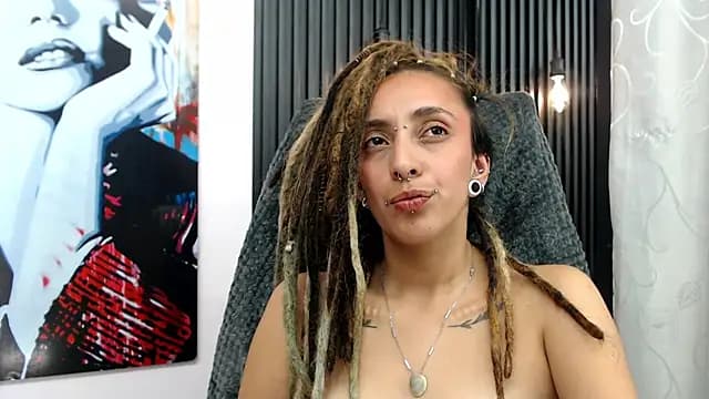 ORIANNA_BODMOD live cam on Stripchat