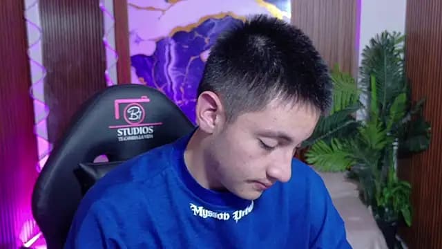 Andres_Tay live cam