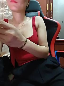 Yuy_sexyy live cam