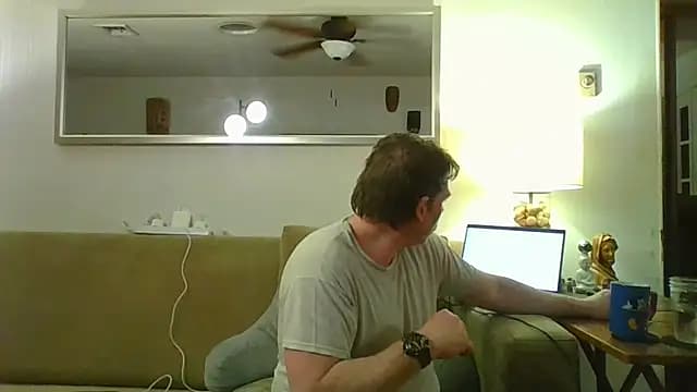 9VOLTT live cam