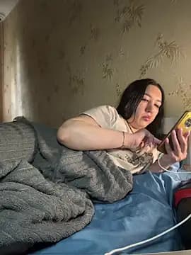Naughtbaby_2025 live cam