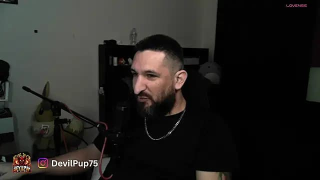 DevilPup75_ live cam