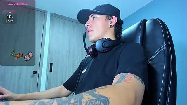 Lobo_17_ live cam