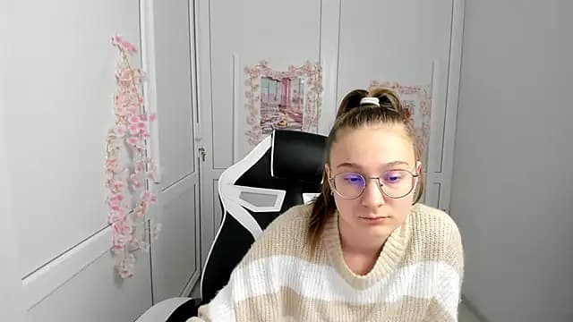 Mia_kristal live cam