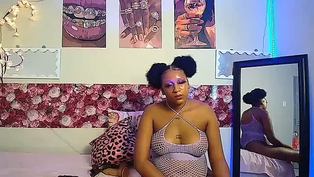 EnchantingLisa live cam