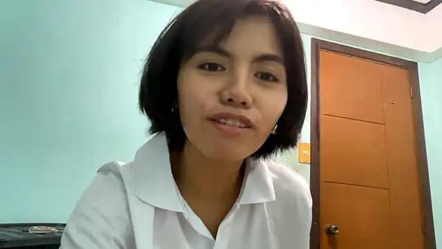 YukikoSchaefers live cam