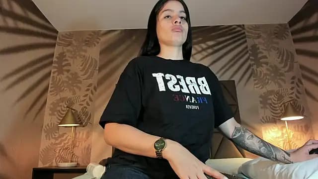 AnneDixie live cam