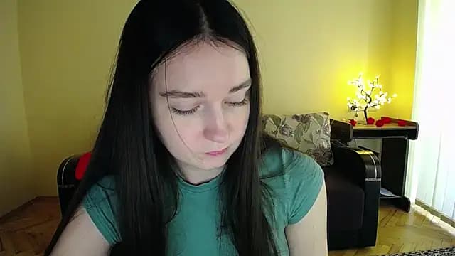 Pretty_shy live cam