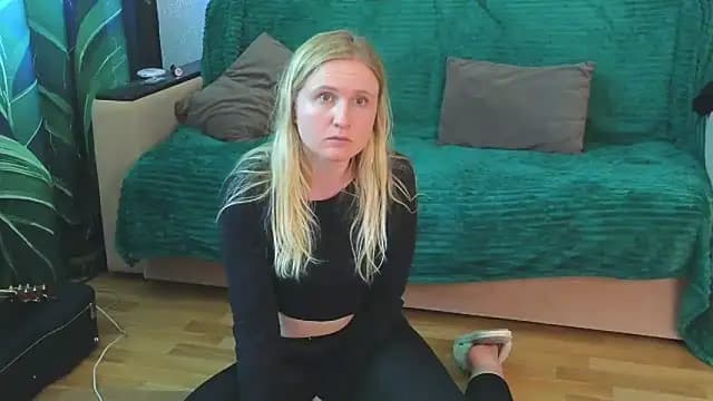 Lanavi_Smile live cam