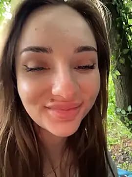 Night_dreams live cam