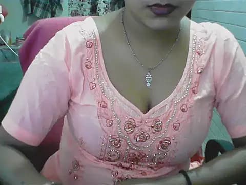 LovingPihu live cam