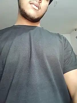 Satyam3handsome live cam on Stripchat
