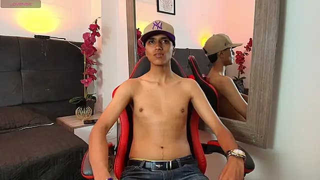 Alan_Colthon live cam