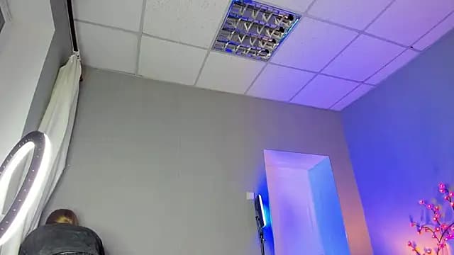 AshleyJoness live cam
