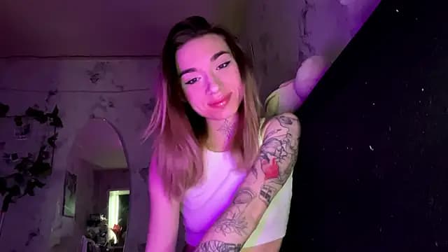 sexyinkdragana live cam on Stripchat