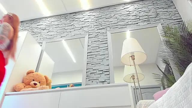 Reina_Cummings live cam