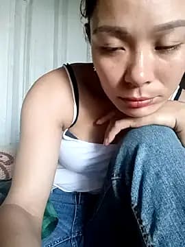 mia0033 live cam