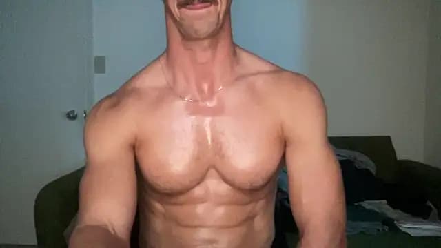 runfasterxoxo live cam