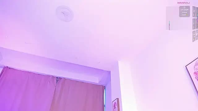 Natti_london live cam