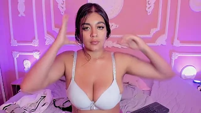 EmilyBorch live cam