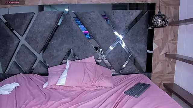 Bombon_Cambell live cam