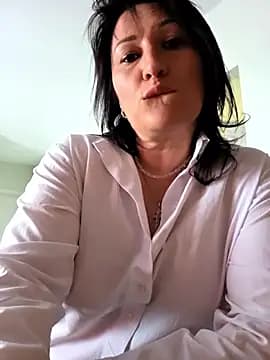ZhenjaPoledance live cam