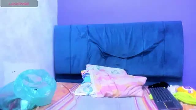 andrea_lopeez live cam