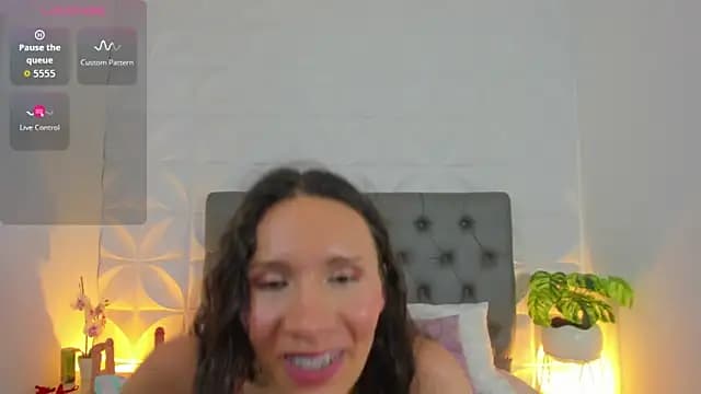 valeryn__rosse live cam