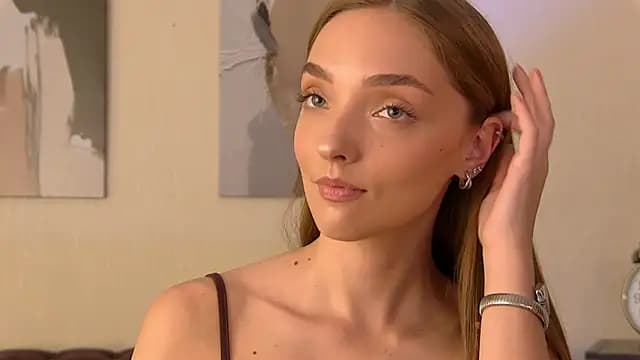 VirginiCruz live cam